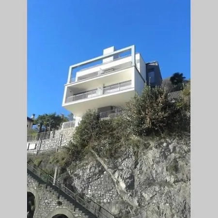 Terrazza Blu Appartement *